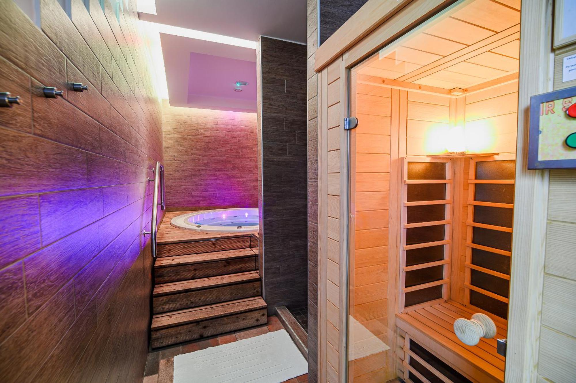 Glamping Maleric With Natural Pool Dragatuš エクステリア 写真